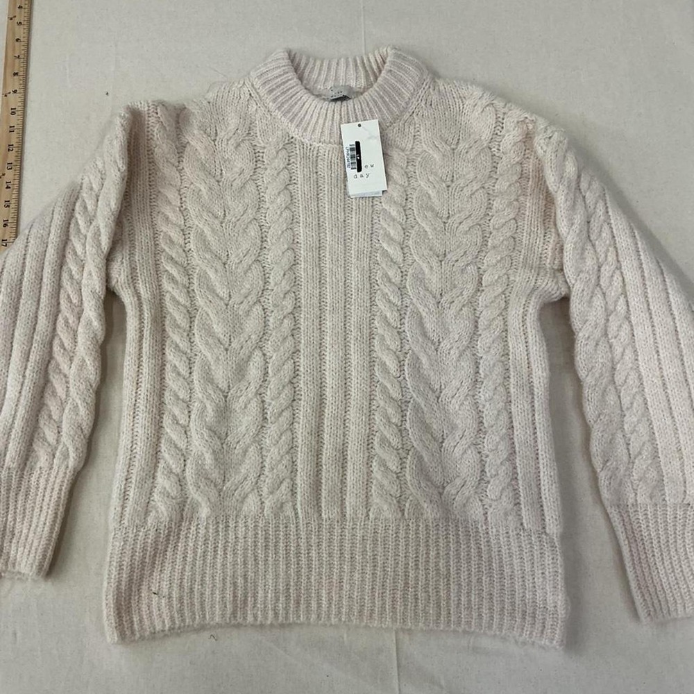 A New Day cream cable knit‎ sweater